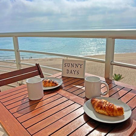 Atico Frente Al Mar 2 Terrazas Barbacoa Y Parking Sujeto A Disponibilidad Apartment Ел Кампело Екстериор снимка