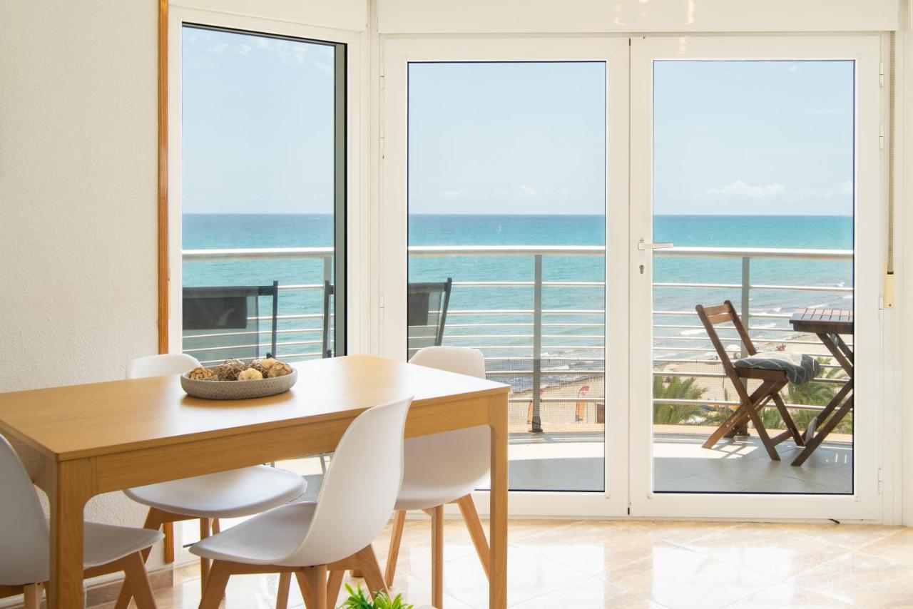 Atico Frente Al Mar 2 Terrazas Barbacoa Y Parking Sujeto A Disponibilidad Apartment Ел Кампело Екстериор снимка