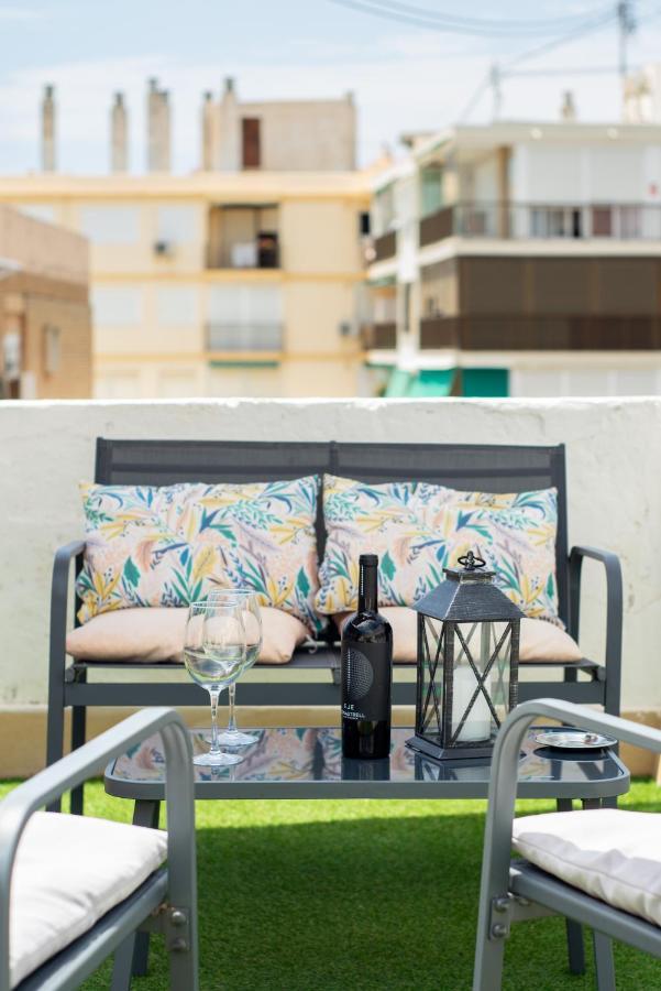 Atico Frente Al Mar 2 Terrazas Barbacoa Y Parking Sujeto A Disponibilidad Apartment Ел Кампело Екстериор снимка